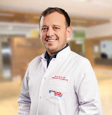 Op. Dr. Zikri ÖZTÜRK